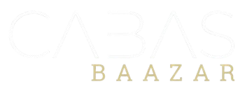 Logotipo de Fragrance World: fondo negro, borde dorado y decorativo alrededor del texto y las letras 