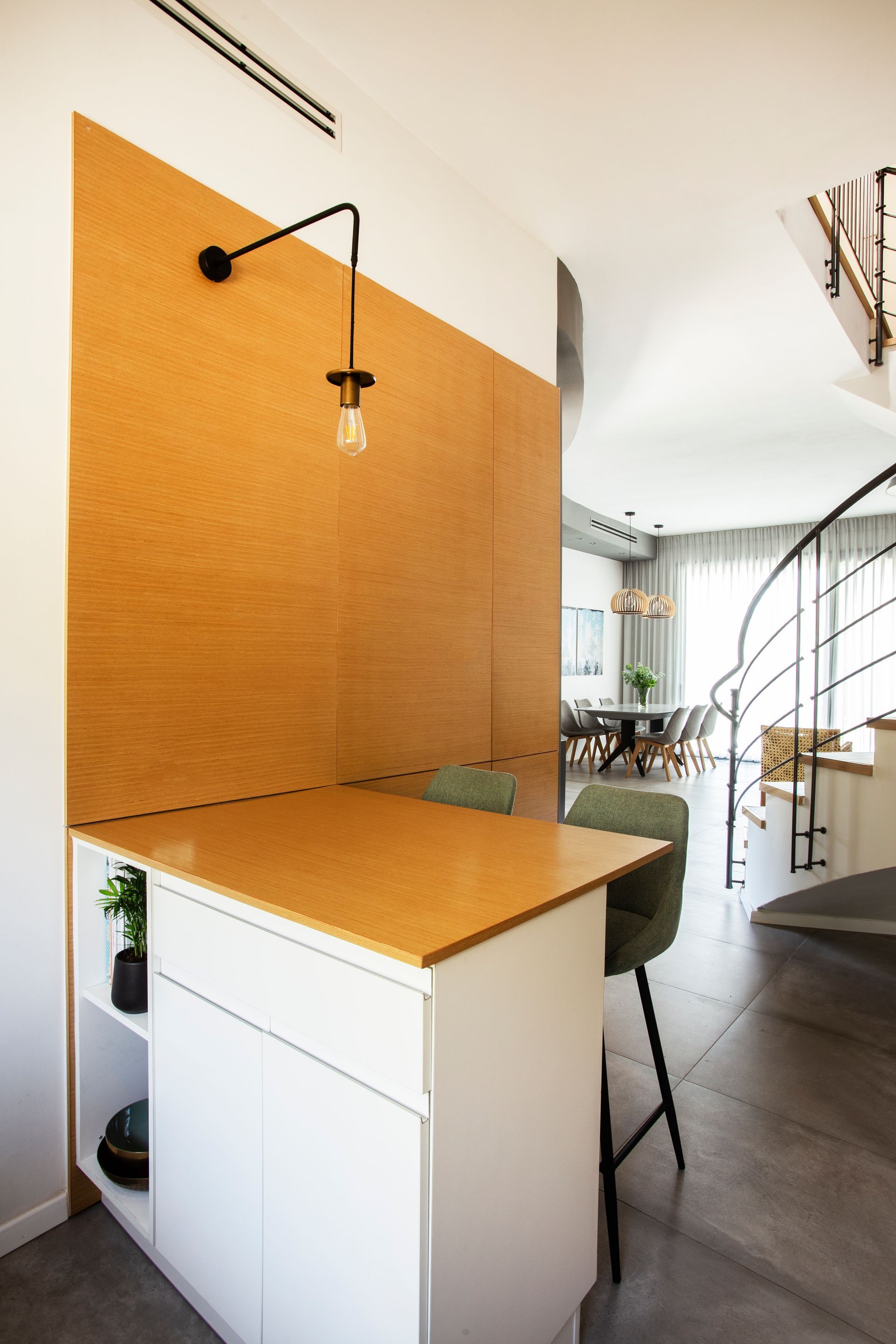 מעצבת פנים ממודיעין