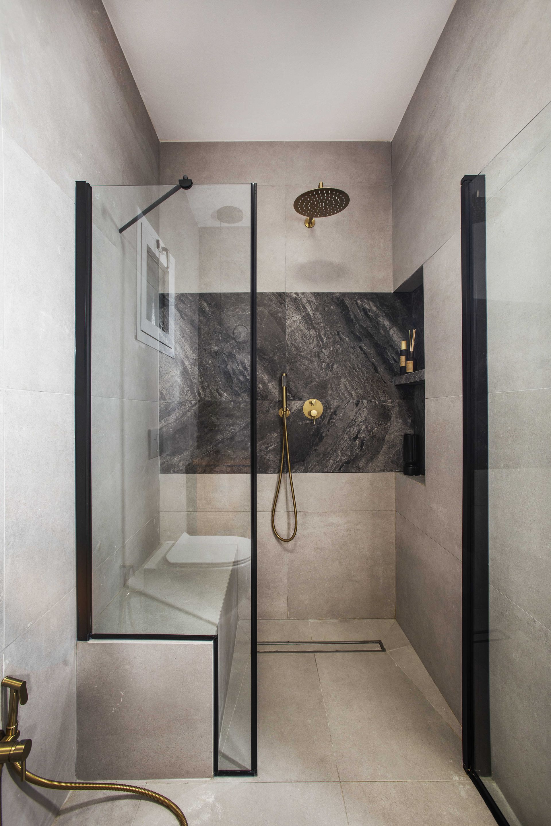 חדר רחצה מעוצב מודרני