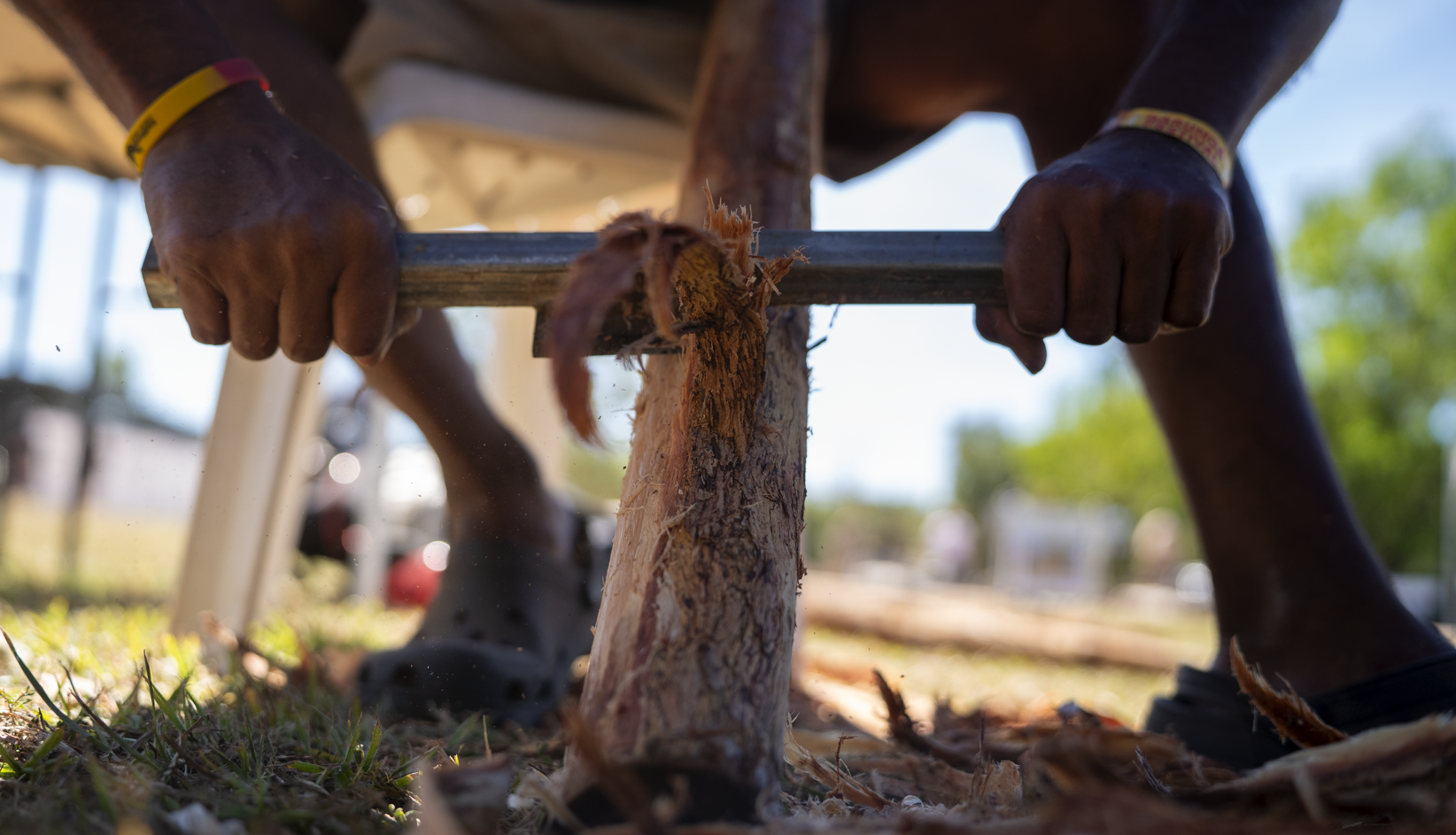 Community Quick response grants provide up to $20,000 for one-off projects in urban, regional and remote Aboriginal communities and homelands.