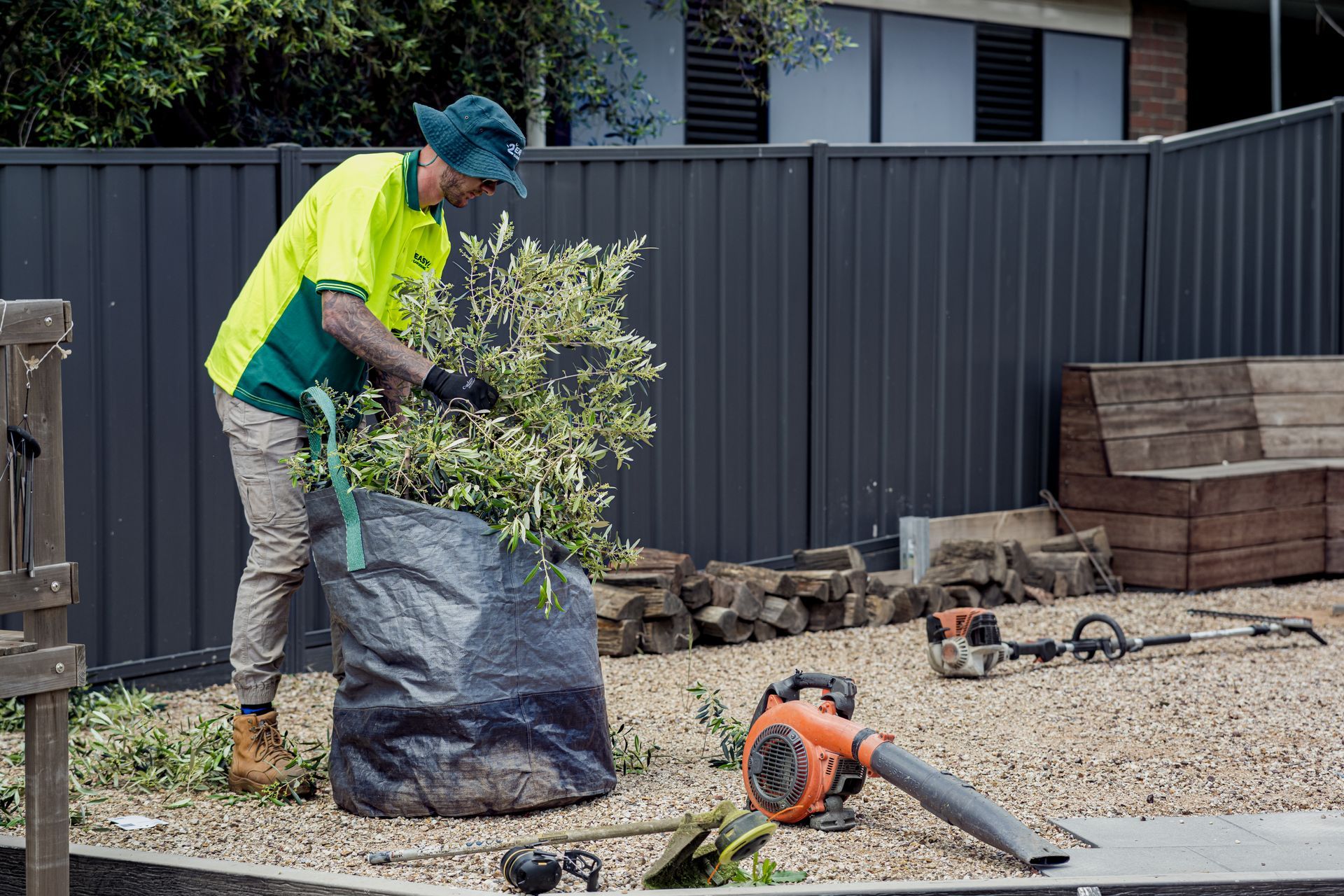 Three Garderns Holding Gardening Equiptment — 2easy Cleaning in Bendigo, VIC