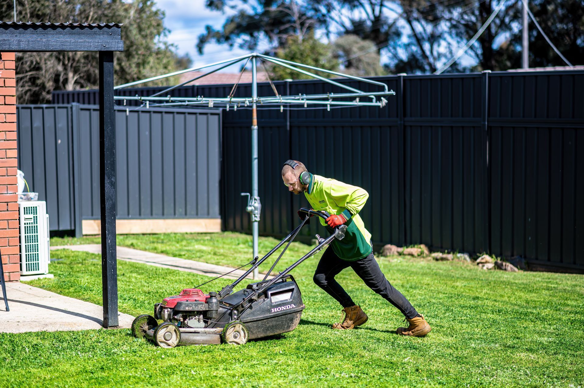 Man Cleaning Garden — 2easy Cleaning in Bendigo, VIC