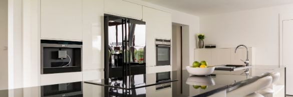 A modern house with polished concrete countertop in Bendigo VIC.