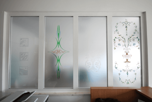 Vetri decorati per arredi