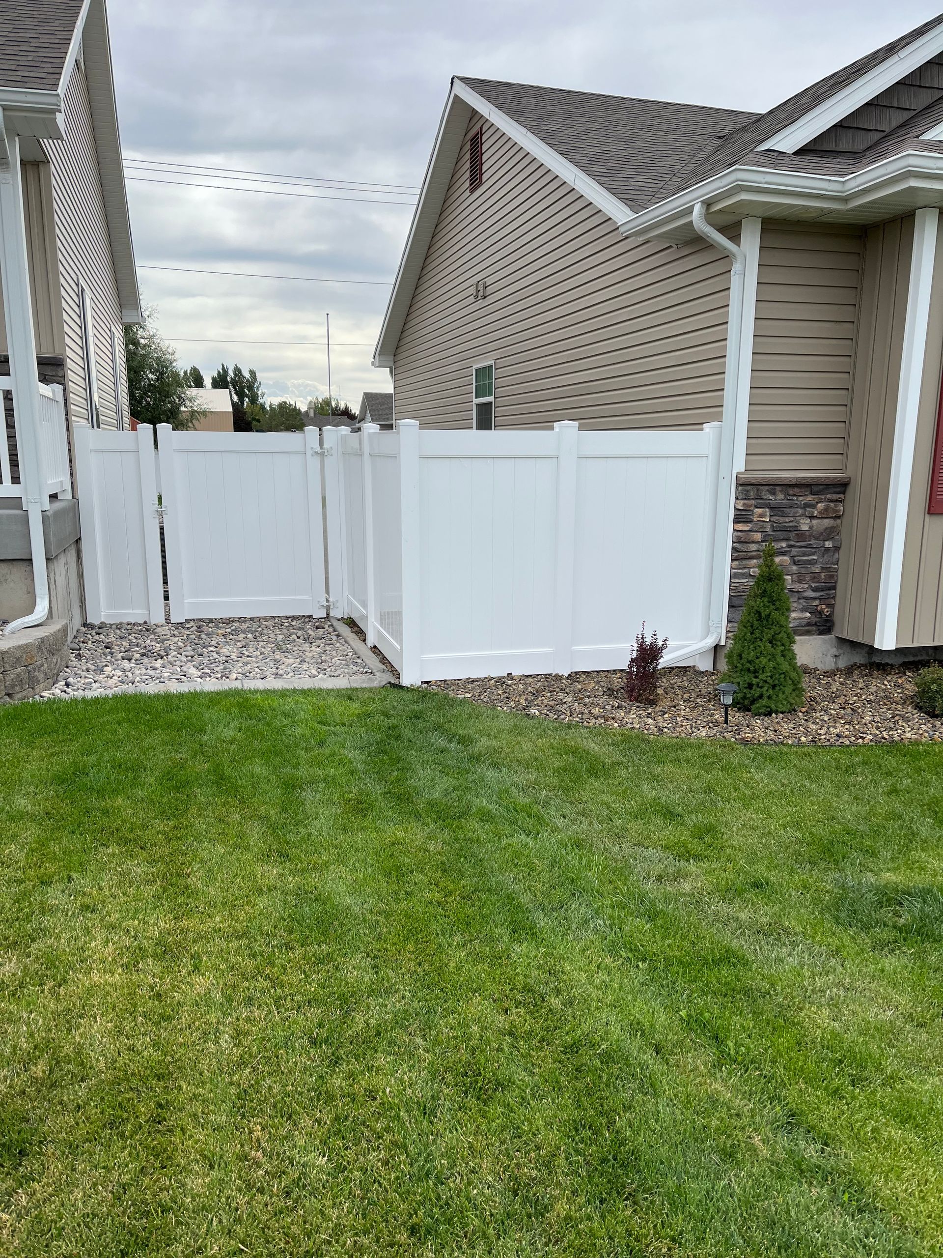 Fence Services — Idaho Falls, ID  — Elevated Deck & Fence 