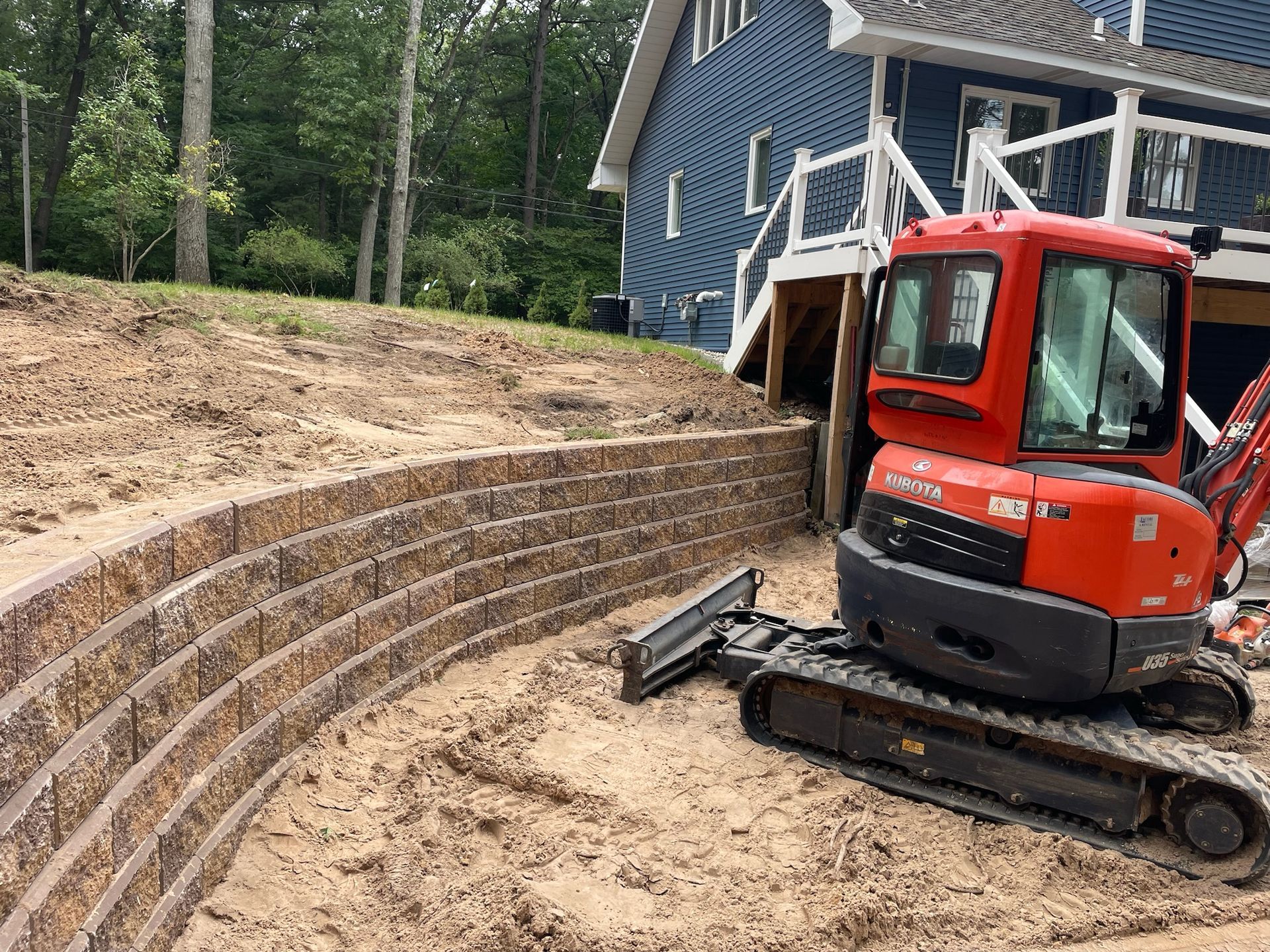 Turning Leaf Landscaping Retaining Wall