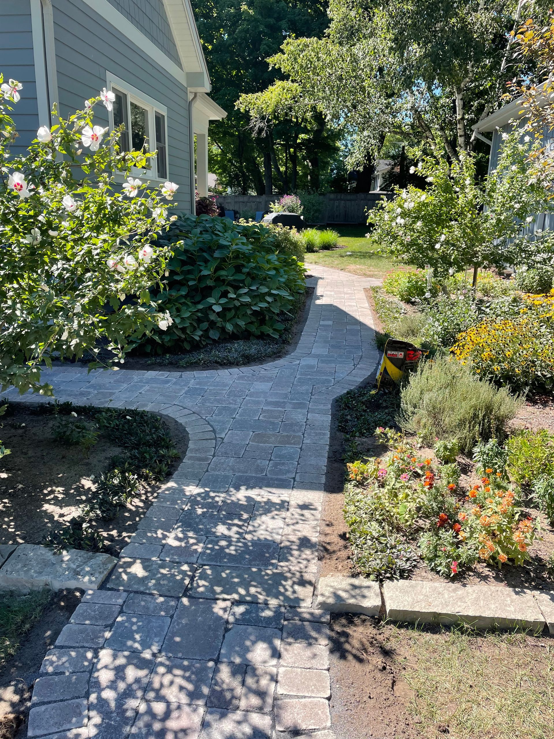 Turning Leaf Landscaping Stone Pathway