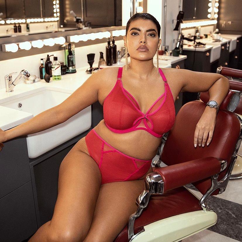 Beautiful Chubby Woman — Flowood, MS — Sal-Liz Foundation & Lingerie Salon