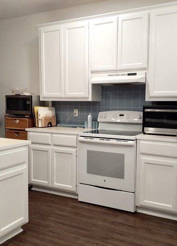 Home in Buda, TX that had full interior painting of walls, ceilings, doors, trim and cabinets painted by Austin Painting and Cabinets