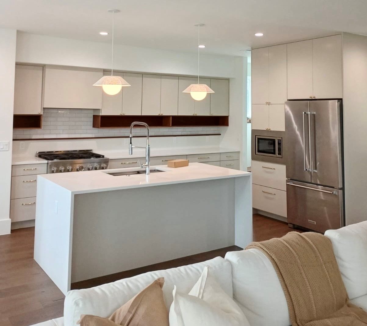 Home in downtown Austin, TX with cabinet painting and new backsplash by Austin Painting and Cabinets