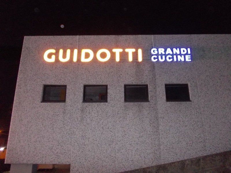Insegna Guidotti