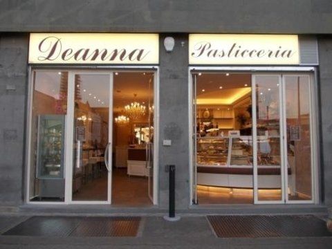 Insegna pasticceria