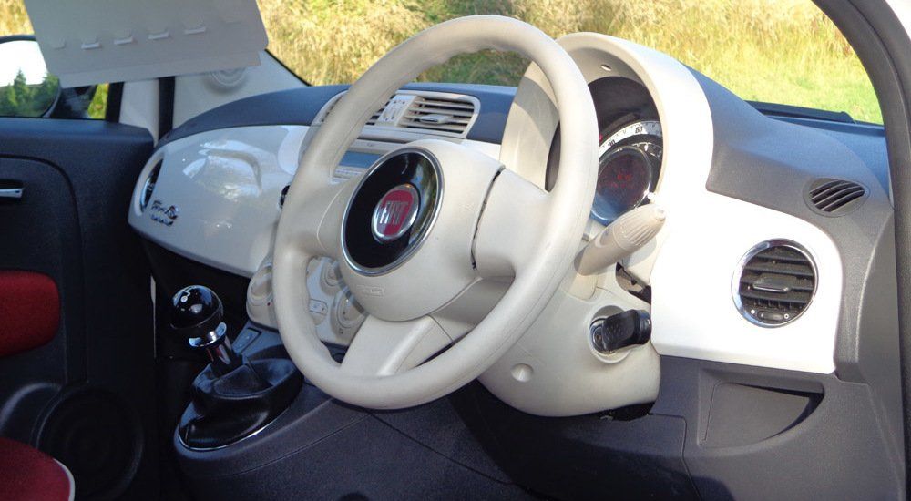 Fiat 500 C Pop interior view