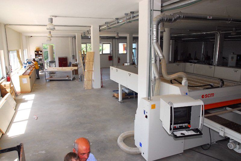 lavoro in falegnameria