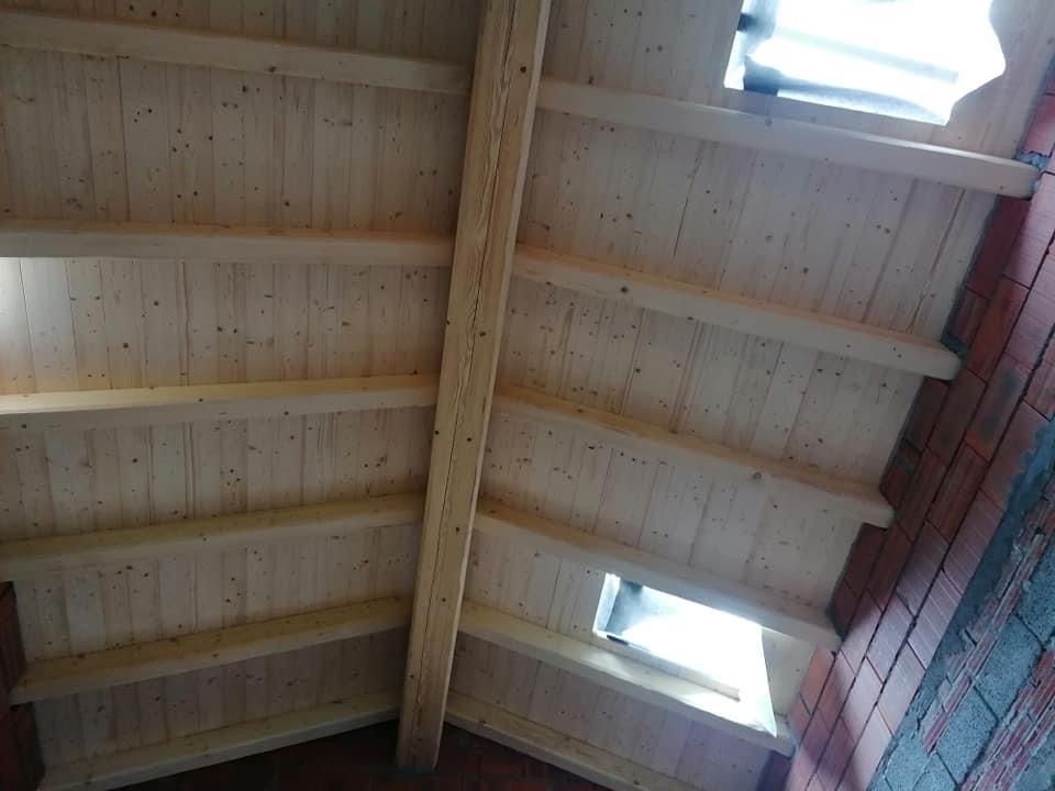 particolare tetto in legno