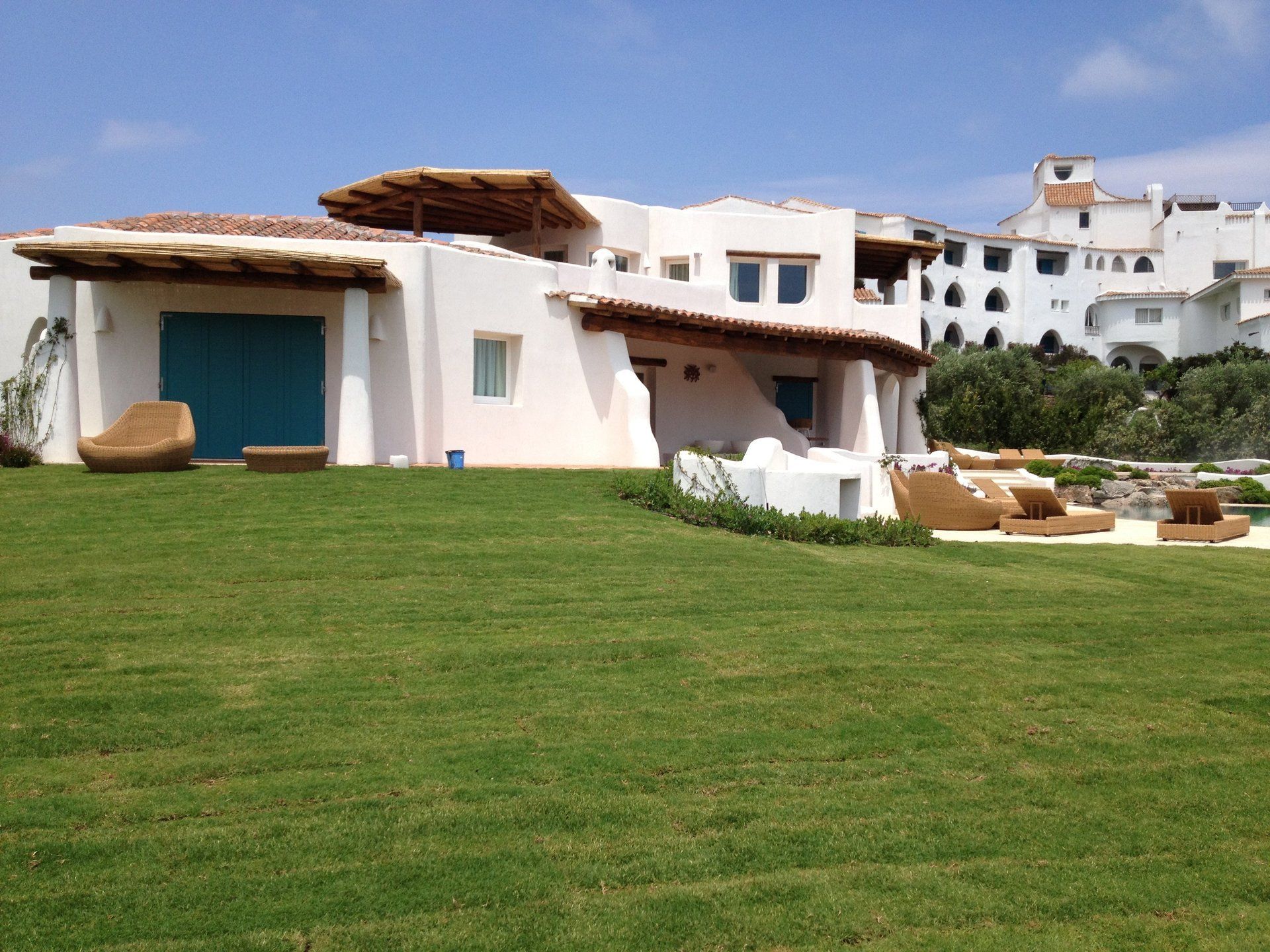 maintenance of villas and buildings