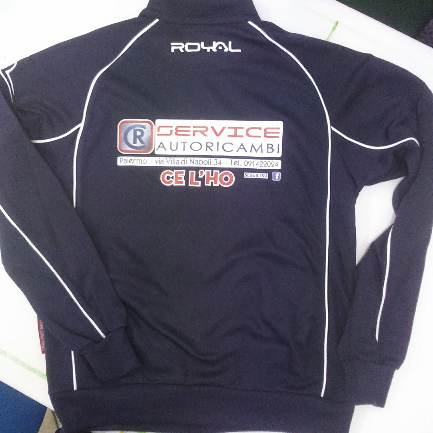 divisa per calcetto personalizzata