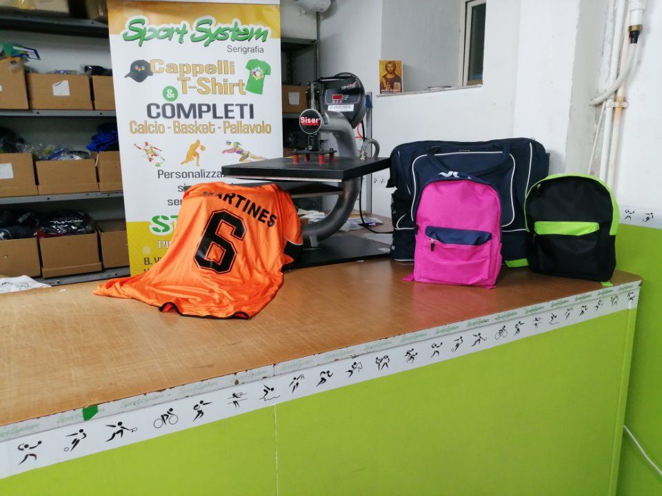 completi calcio e gadget personalizzati