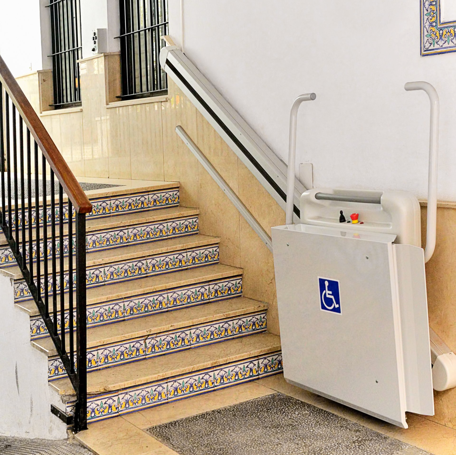 vertical platform lifts