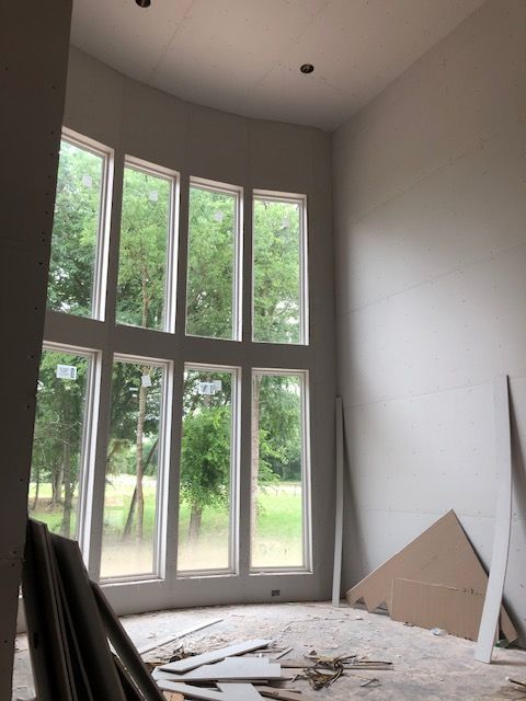 floor to ceiling windows