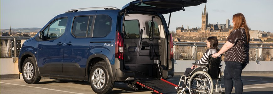 Vehicle lifts and ramps | Bewick Mobility