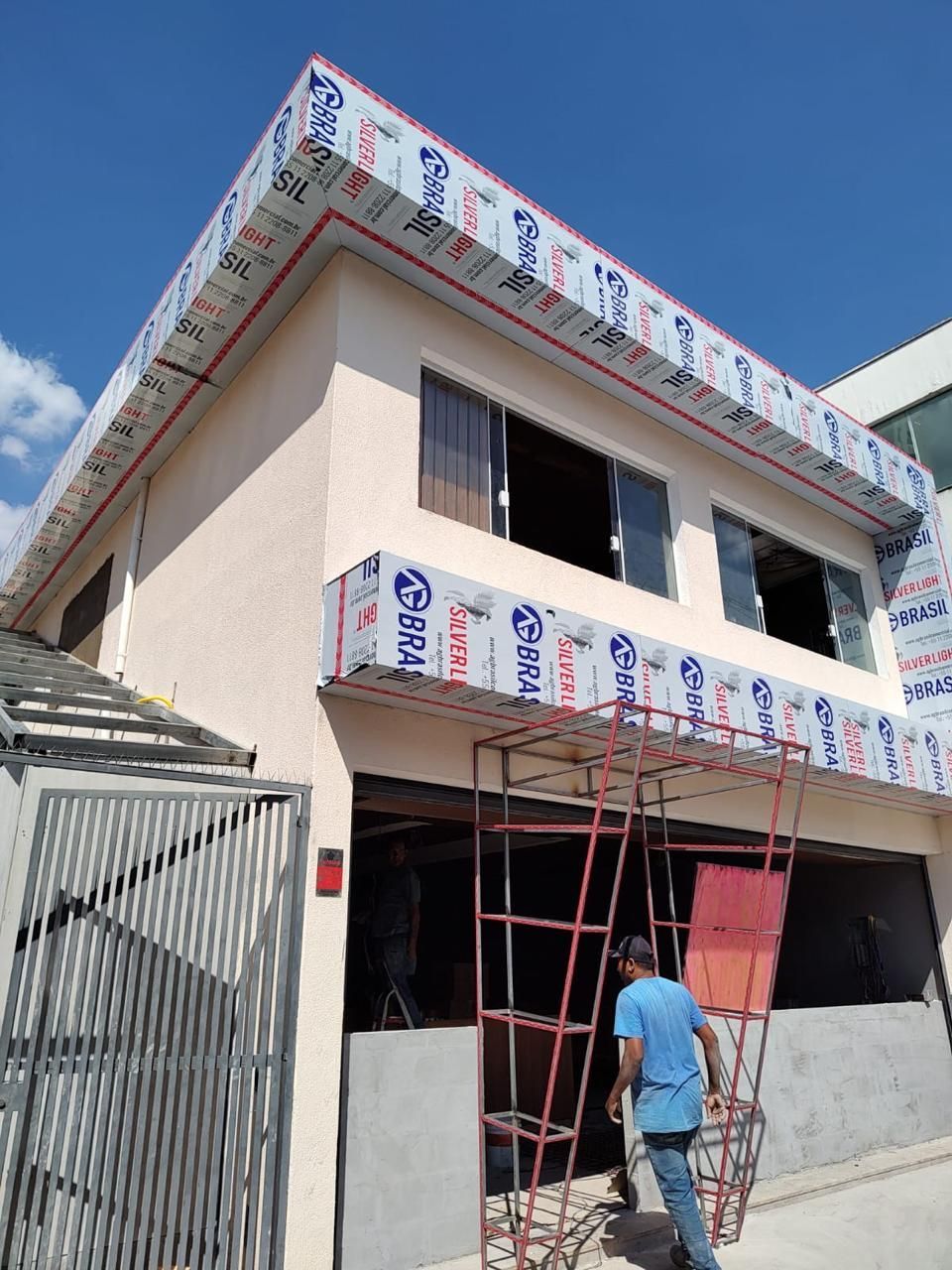 Fachada em ACM - Quality Vision Toldos e Coberturas