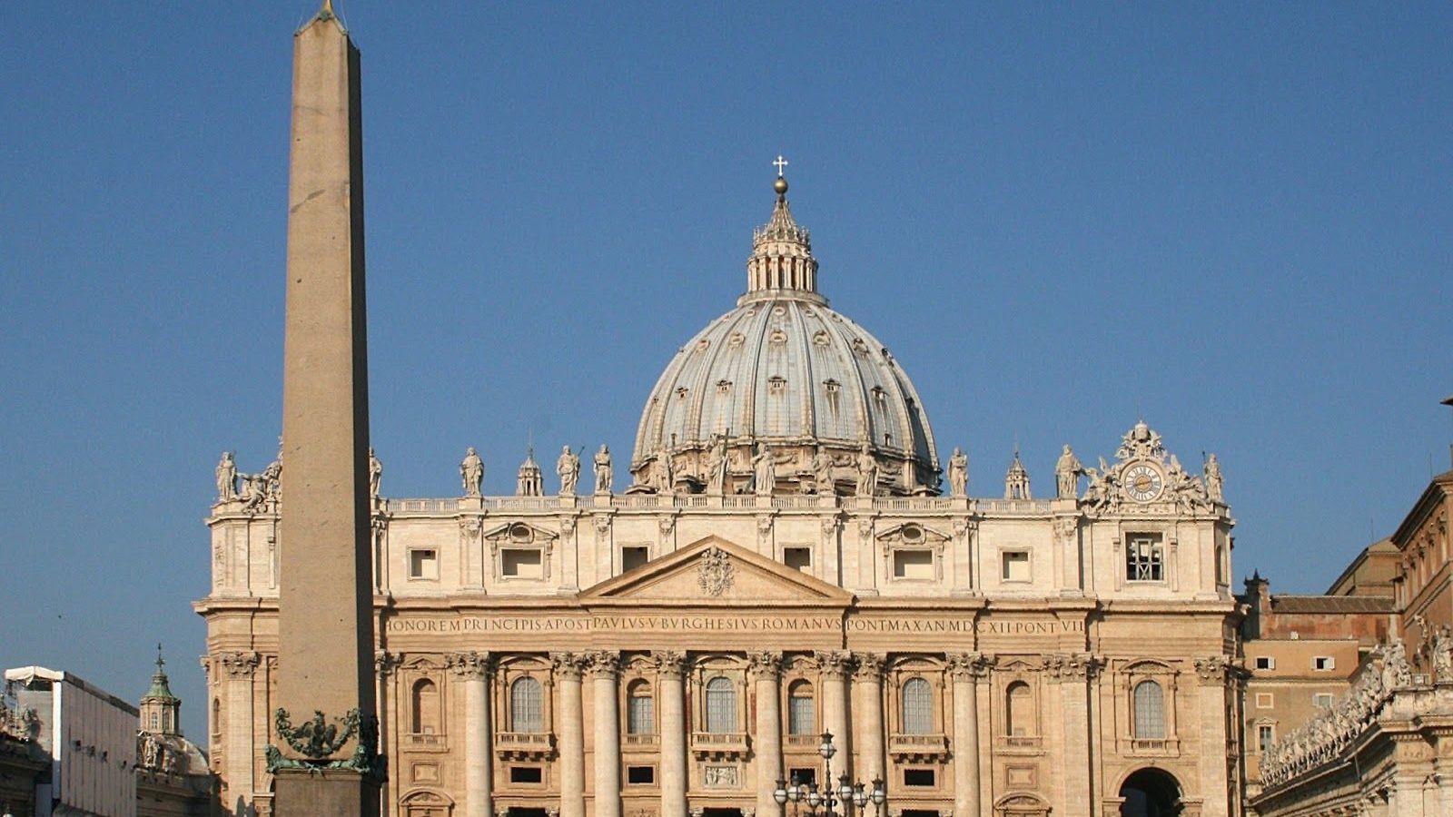 Le culte solaire du Vatican