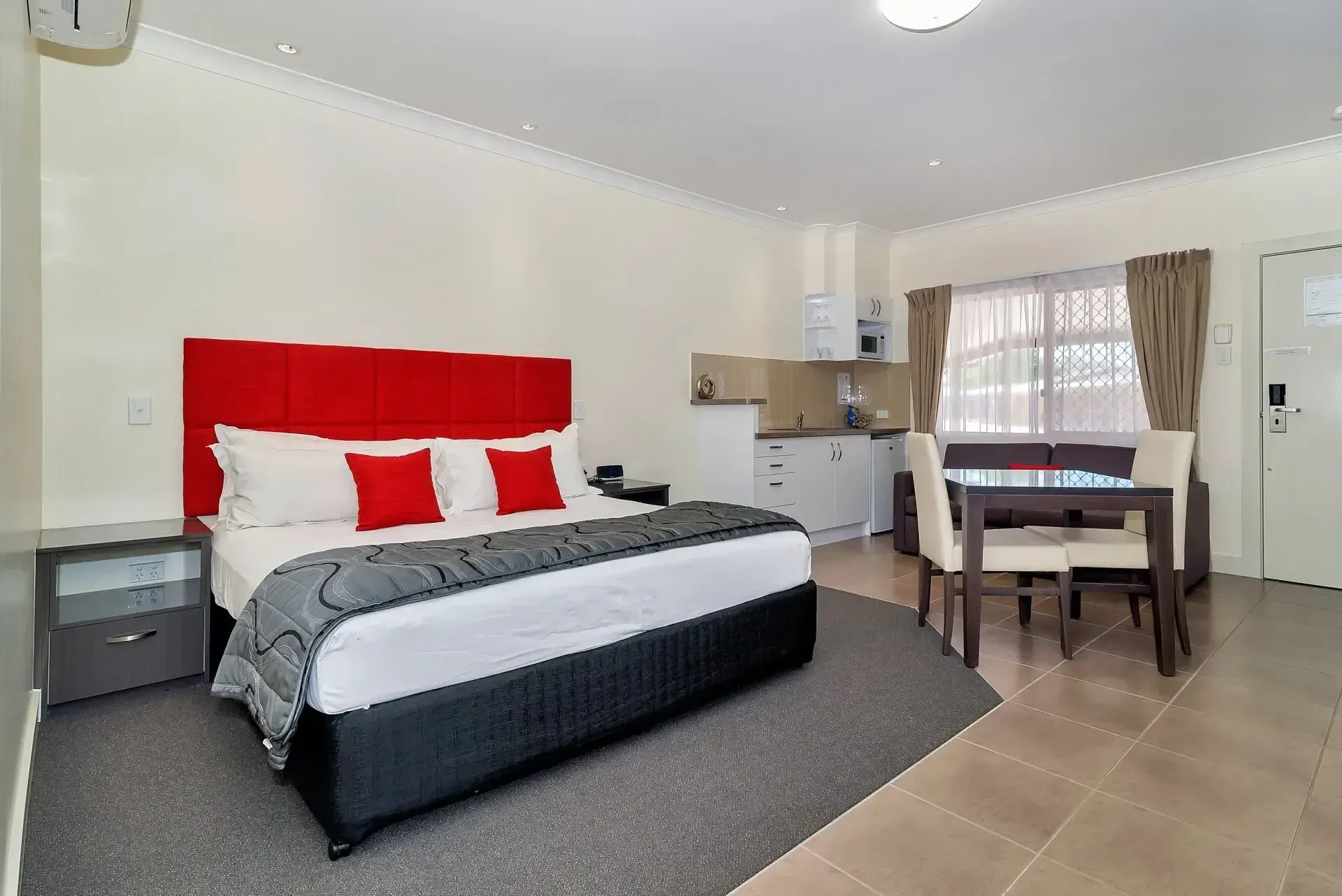 Savour The Local Flavour at The Queensland Hotel in Miles QLD