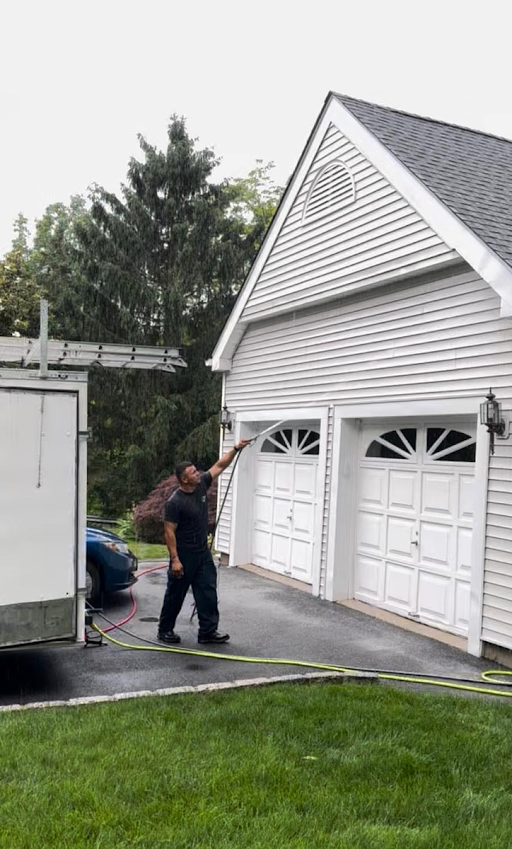 pressure washing companies in Peekskill, NY