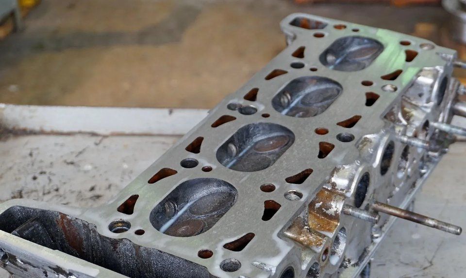 officina di ricondizionamento motori