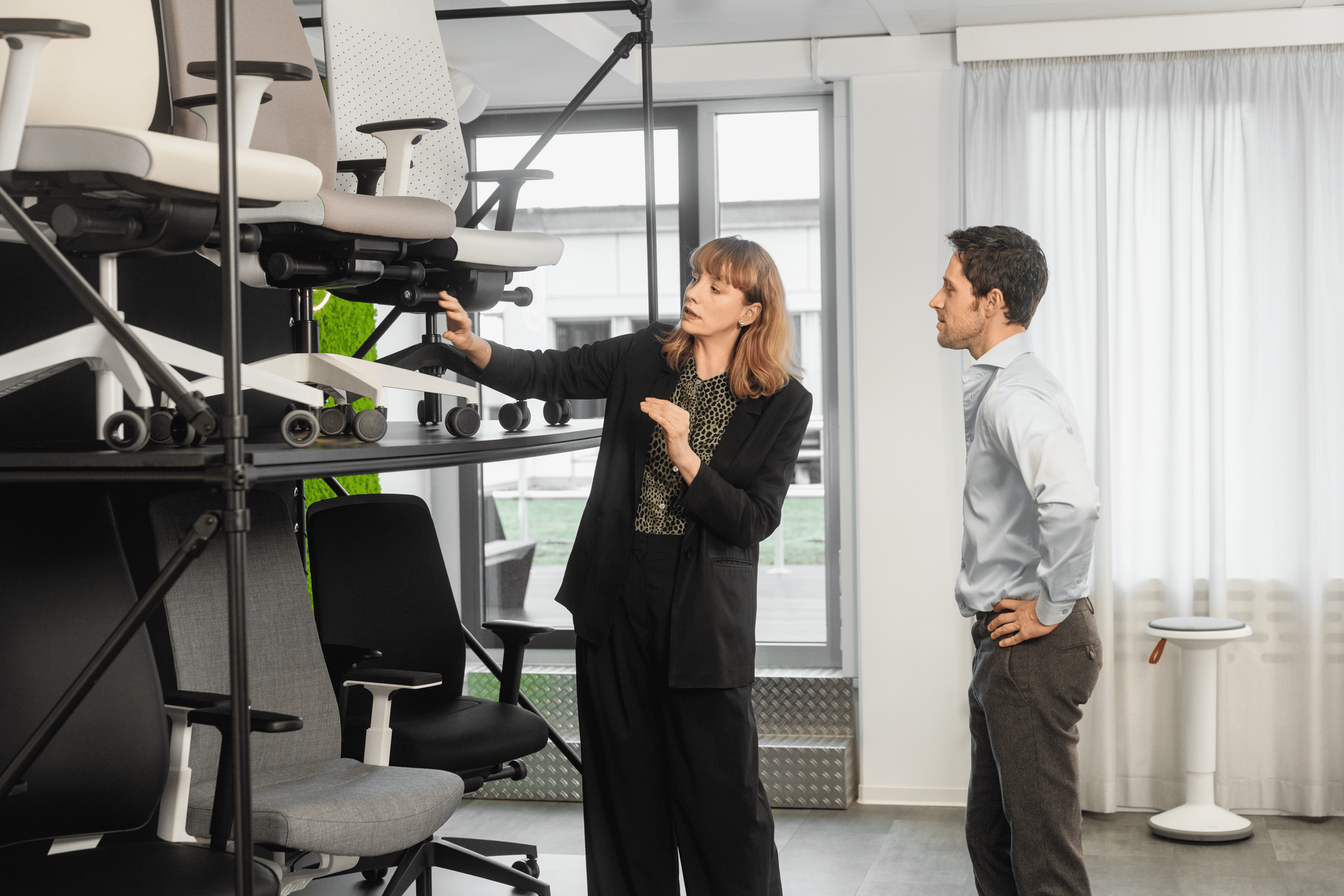 Bürostuhl-Beratung – Experten helfen bei der Auswahl des besten Bürostuhls.