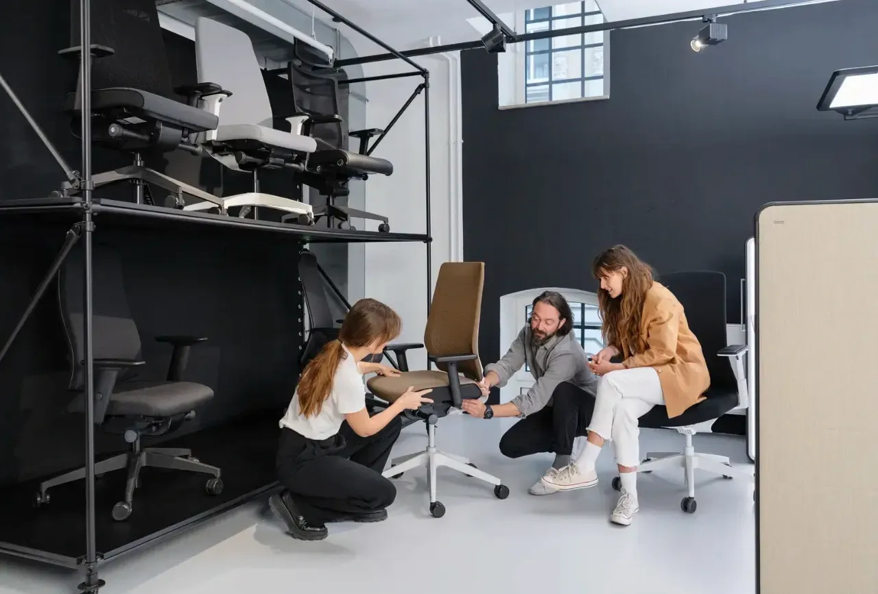 Ergonomische Bürostühle in Mainz & Wiesbaden: Probesitzen, Beratung & Lieferung im Rhein-Main-Gebiet
