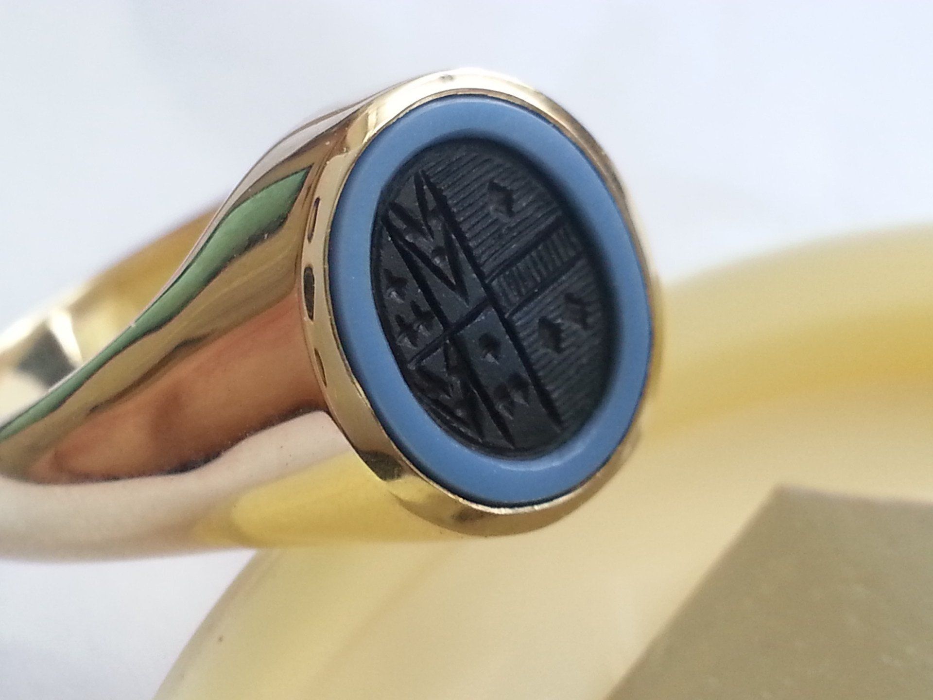 family crest signet rings england signet rings london