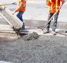 Pouring Concrete - Concrete Service