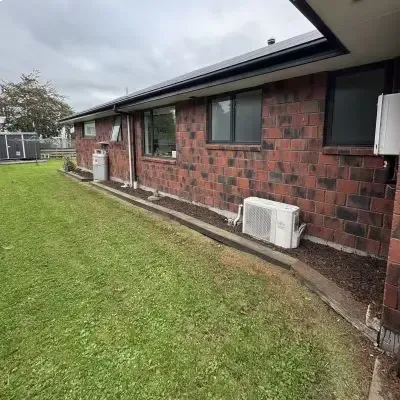 After: Garden bed tidy up surronding generator.