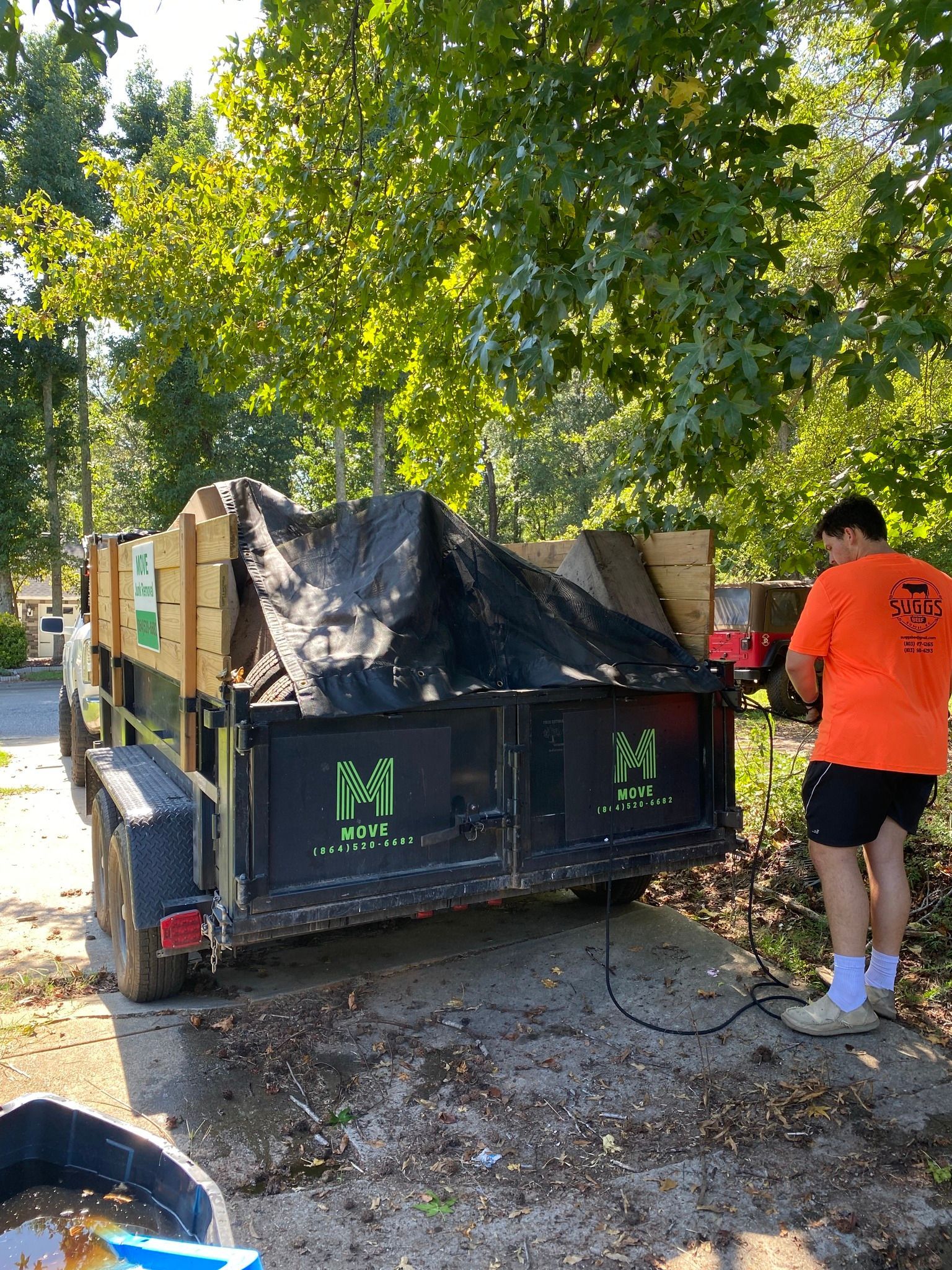 Junk hauling and removal by the MOVE team