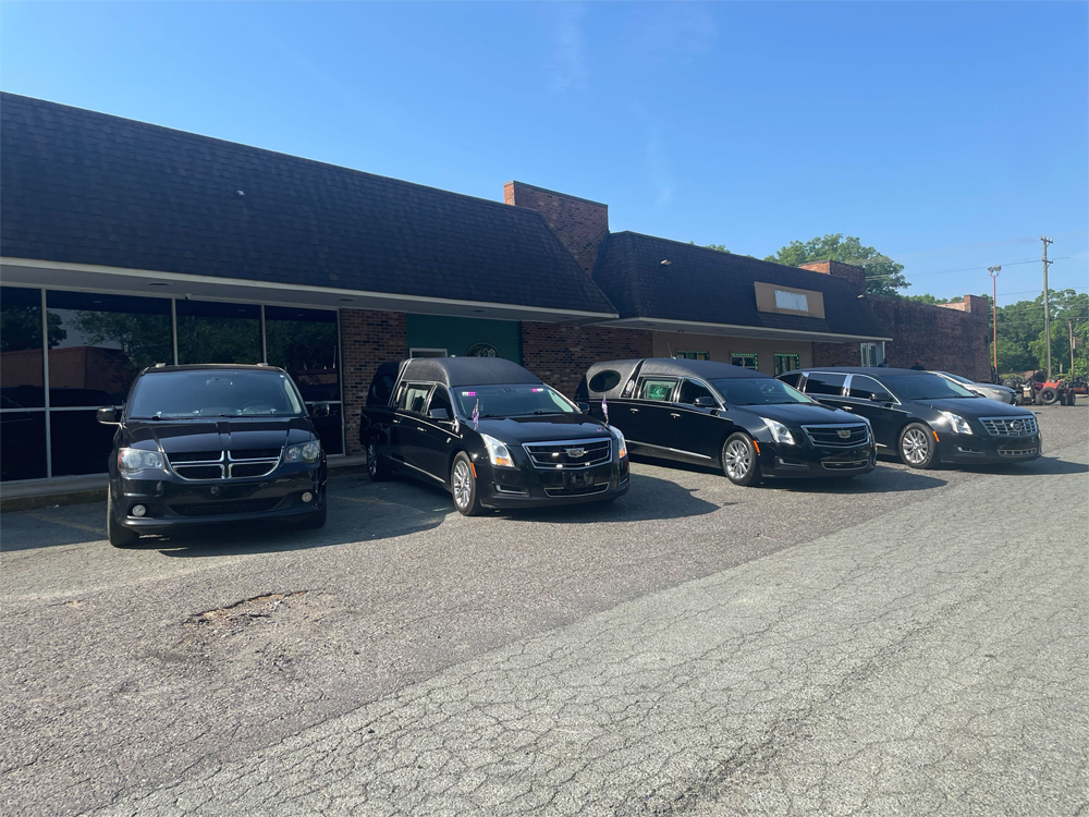 Peaks & Waters Memorial Funeral and Cremation Care Limousines and Hearses