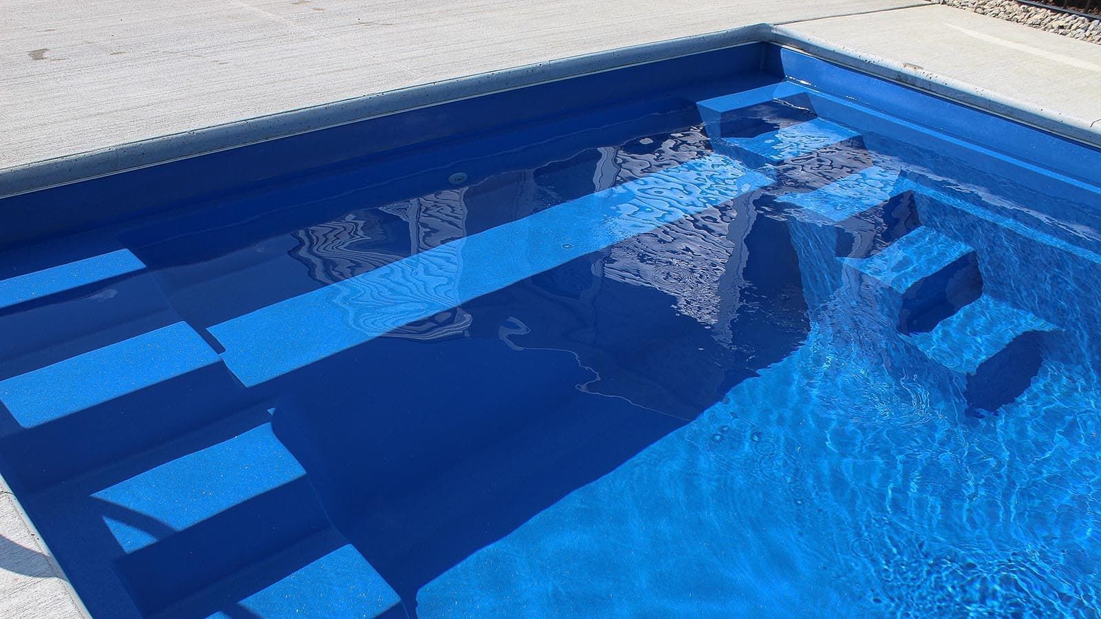 The Freedom Pool Range double steps in the shallow end