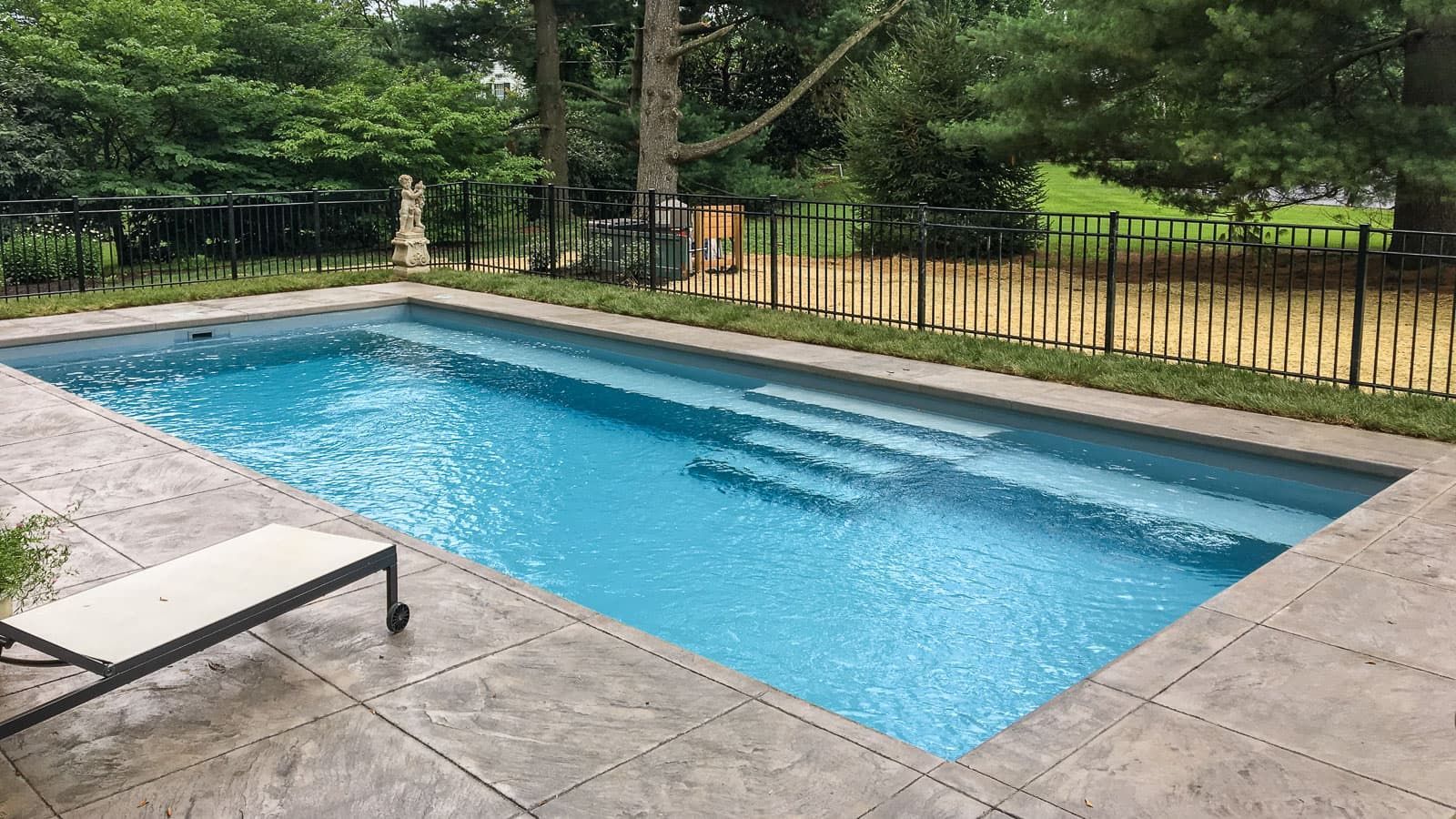 Side profile of the Marvelous Pool Range by Poor Boy and imaginepools. 