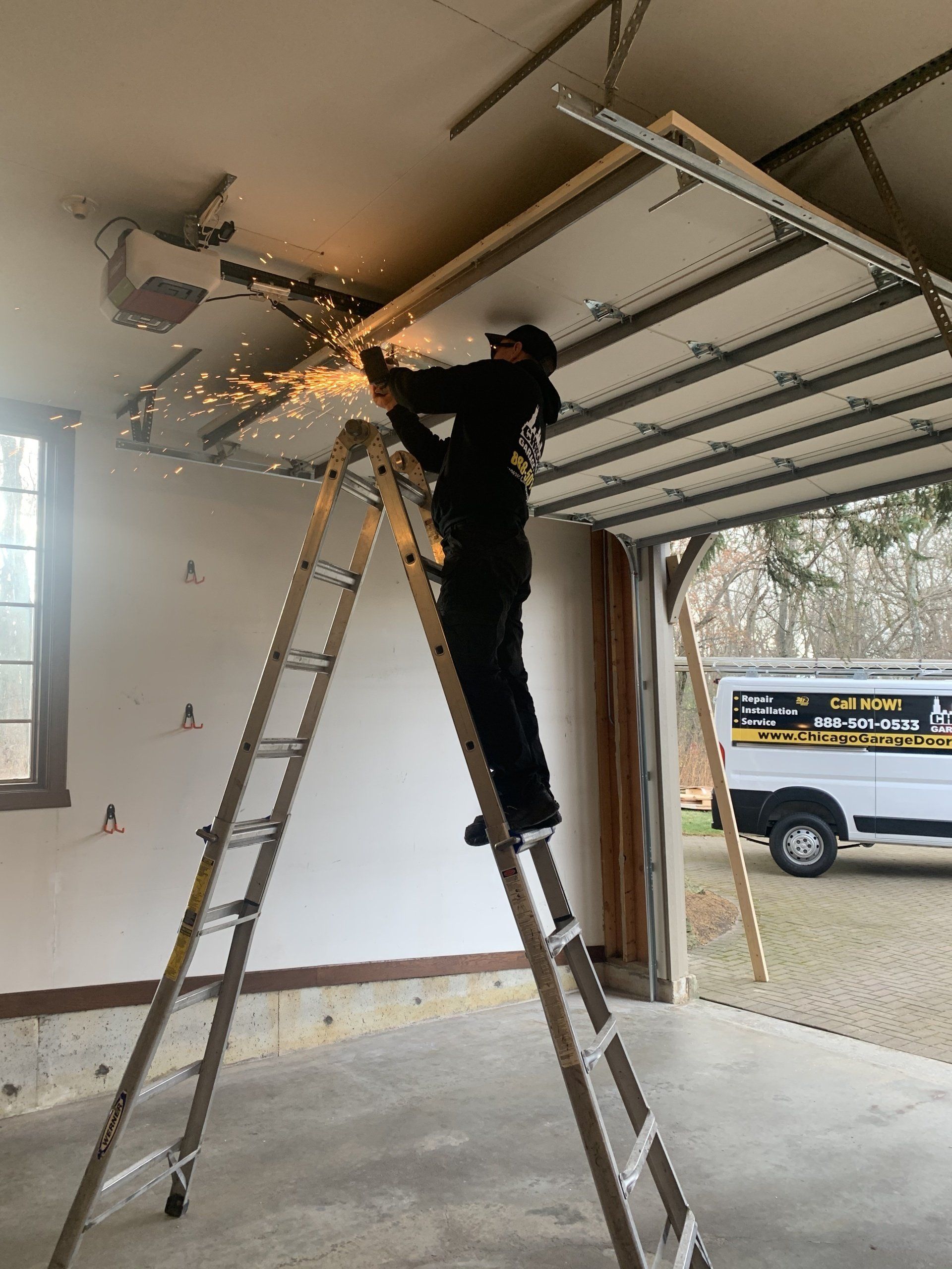 garage door repair work
