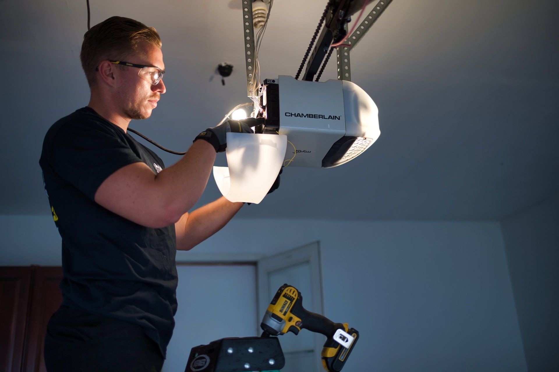 Chicago Garage Door - Garage Door Opener Remote Repair