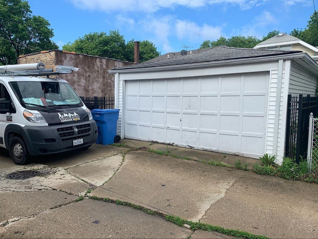 Chicago Garage Door - Professional Services