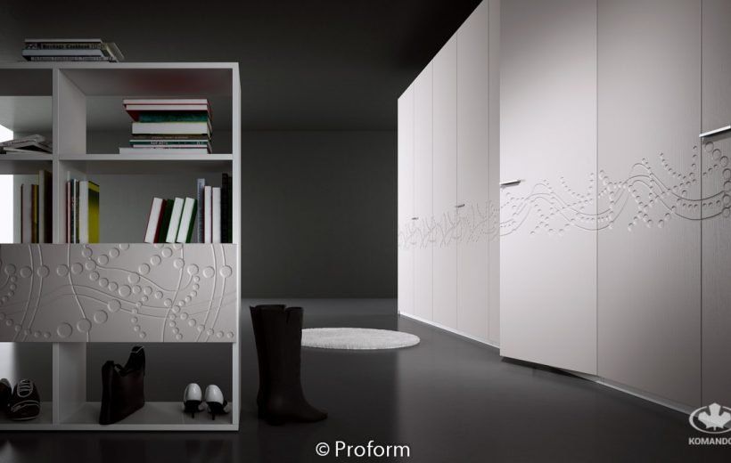 Skapis sienas garumā