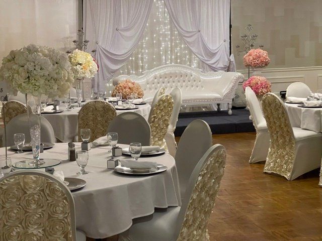 pink and cream reception