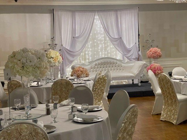 pink and cream reception