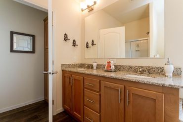 Creekside Minor Classic Design Master Bathroom 1 — Visalia, CA — Kerman Mobile Homes Inc.