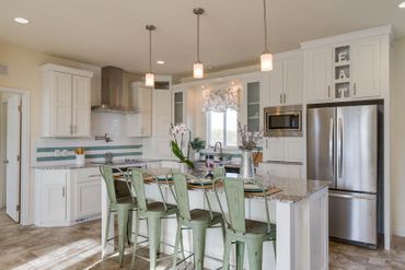 Creekside Minor Island Design Kitchen — Visalia, CA — Kerman Mobile Homes Inc.