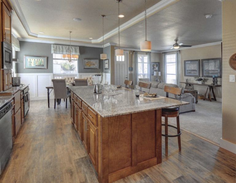 Model Mobile Home — Visalia, CA — Kerman Mobile Homes Inc. Model Mobile Home — Visalia, CA — Kerman Mobile Homes Inc.