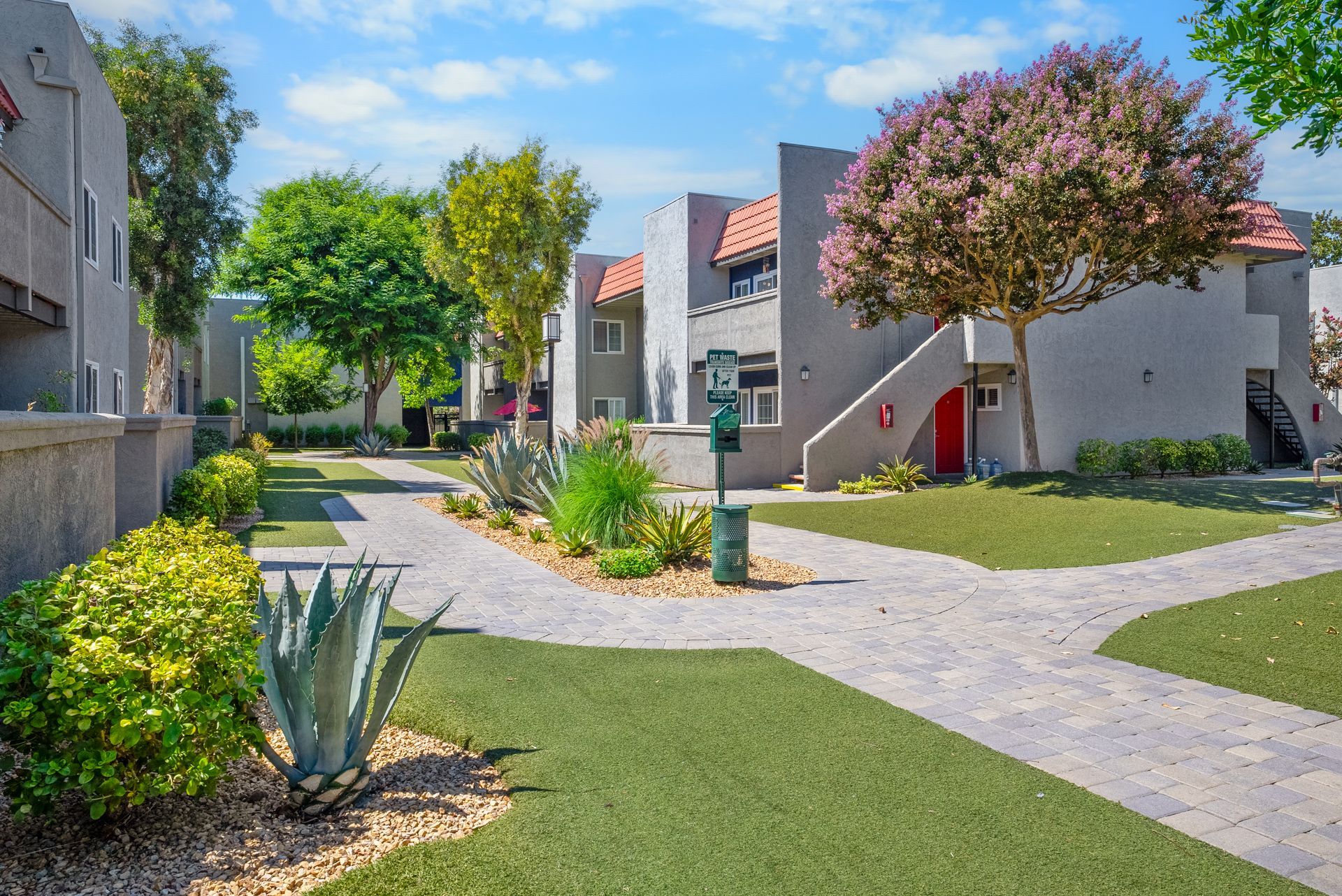 Photo of Solara courtyard