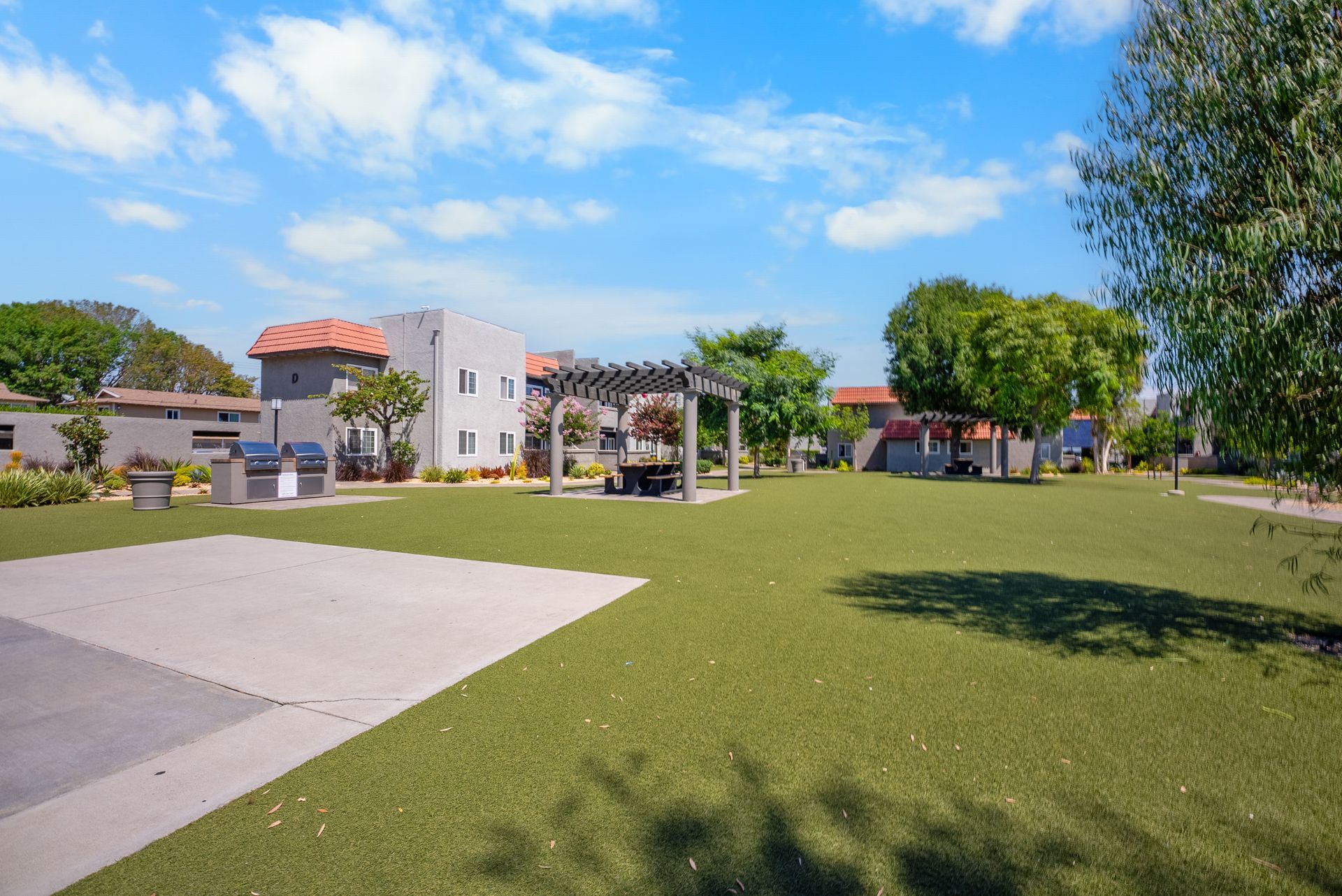 Photo of Solara courtyard
